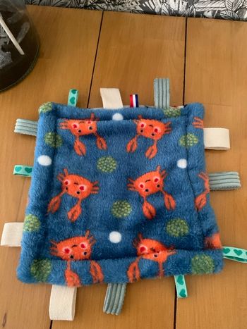Taggy blanket - doudou étiquettes 