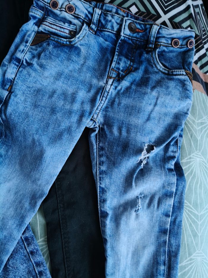 Lot pantalons garçon 5 ans - photo numéro 2