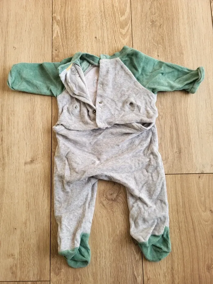 Pyjama 3 mois - photo numéro 2