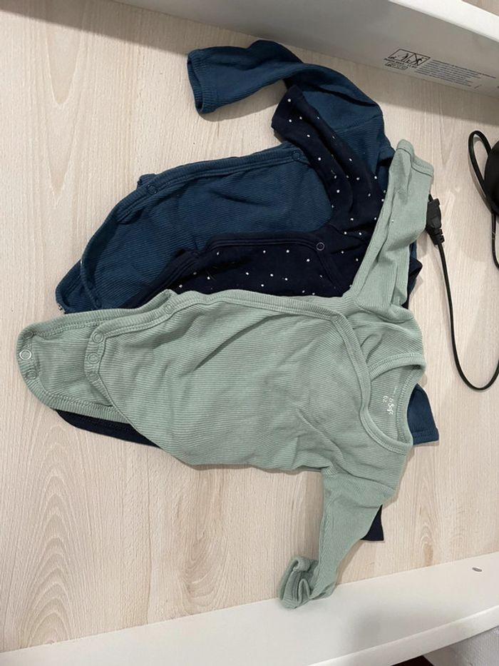 Lot 3 body 3 mois 62 cm