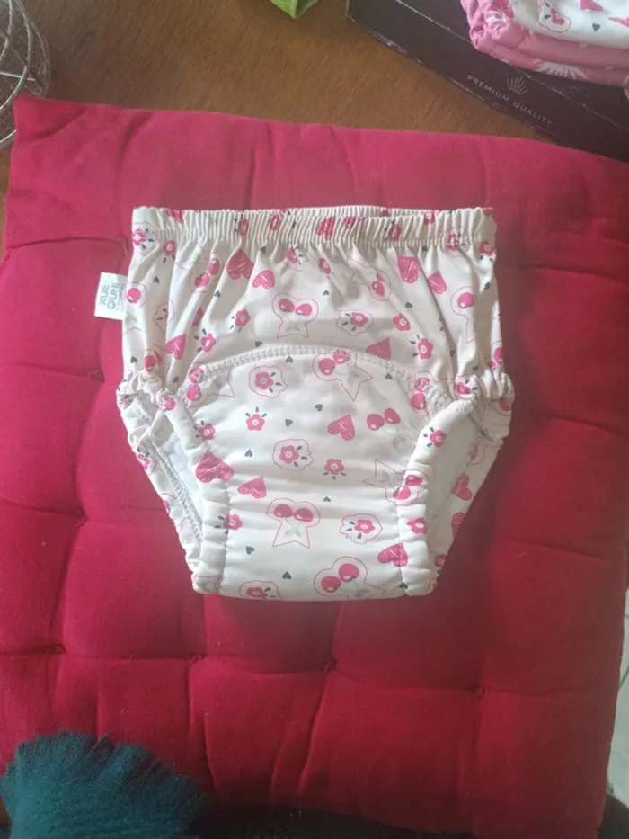 Culotte d'apprentissage cerises