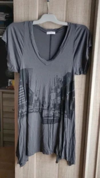 Tunique ou robe courte cache cache, taille 40.