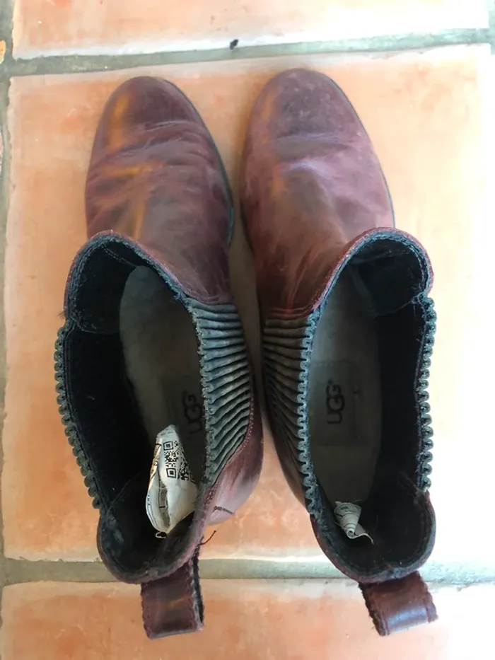 Bottines bordeaux ugg - photo numéro 6