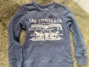Pull Sweat Leví's strauss bleu marine 8 ans