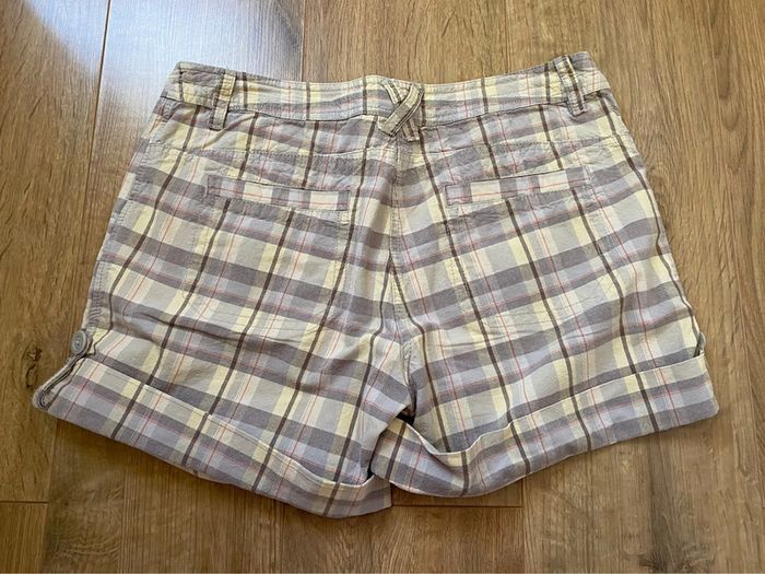 Short H&M taille 40 - photo numéro 2