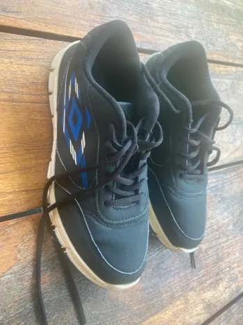 Basket umbro 39