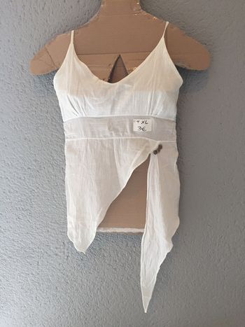 553-Haut blanc T XL extensible (38/42) NEUF