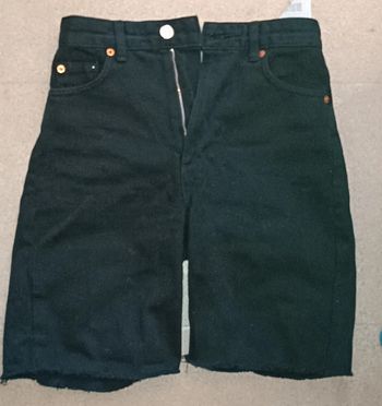Bermuda en jean noir t.32 Pull& Bear