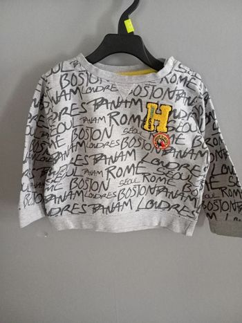Sweat taille 18 mois