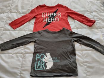 T-shirts taille 2 ans