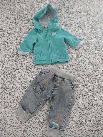 Ensemble bébé 6 mois Orchestra – Sweat zippé capuche + pantalon gris construction – 67 cm