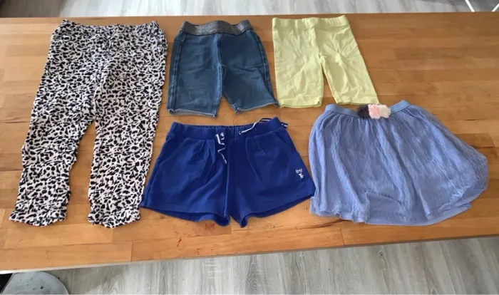 Lot vêtements fille 5 ans  ( 27 vêtements) - photo numéro 8