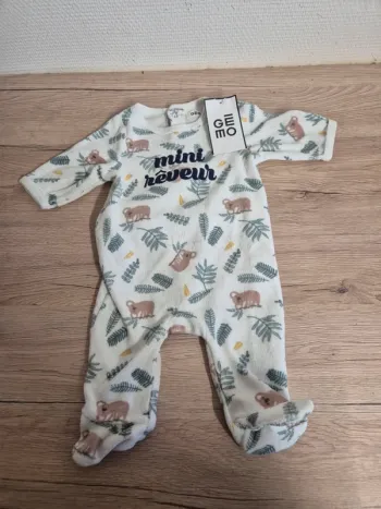Pyjama gemo 1 mois