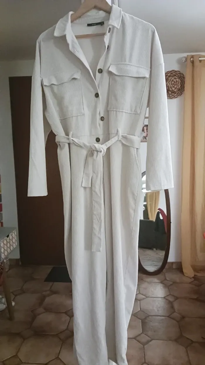 Combinaison noire - photo numéro 2