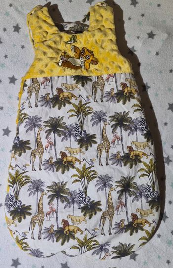 Gigoteuse bébé fille