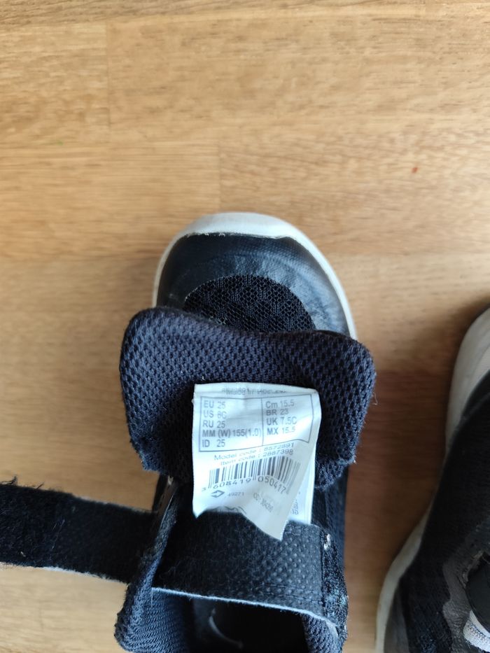 Basket Decathlon taille 25 - photo numéro 3