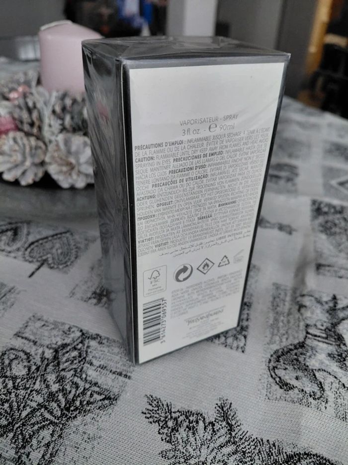 Neuf avec étiquette·Yves Saint Laurent - photo numéro 2