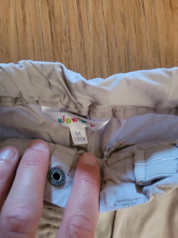 Pantalon- pantacourt tres léger 5 ans - photo numéro 2