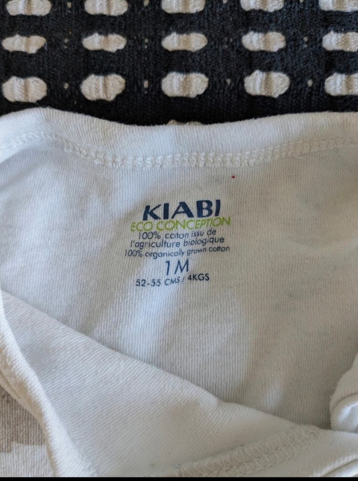 Pyjama 1 mois - photo numéro 2