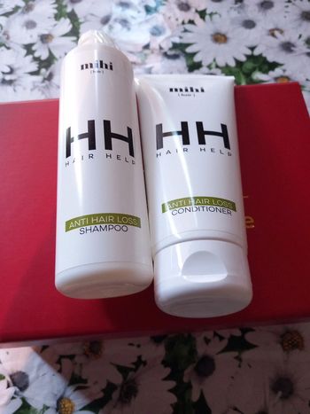 Hair Help. Shampooing anti chute des cheveux 250ml et Help. Baume anti chute de cheveux