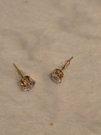 Boucles d'oreilles strass neuves