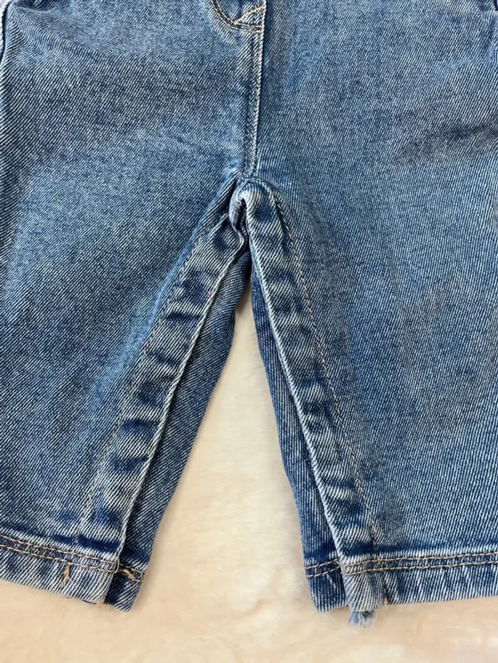 Salopette en jeans taille 6 mois tao - photo numéro 3