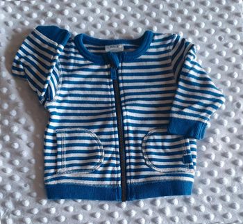 Gilet  rayé  blanc et bleu tape à l'œil 3  mois