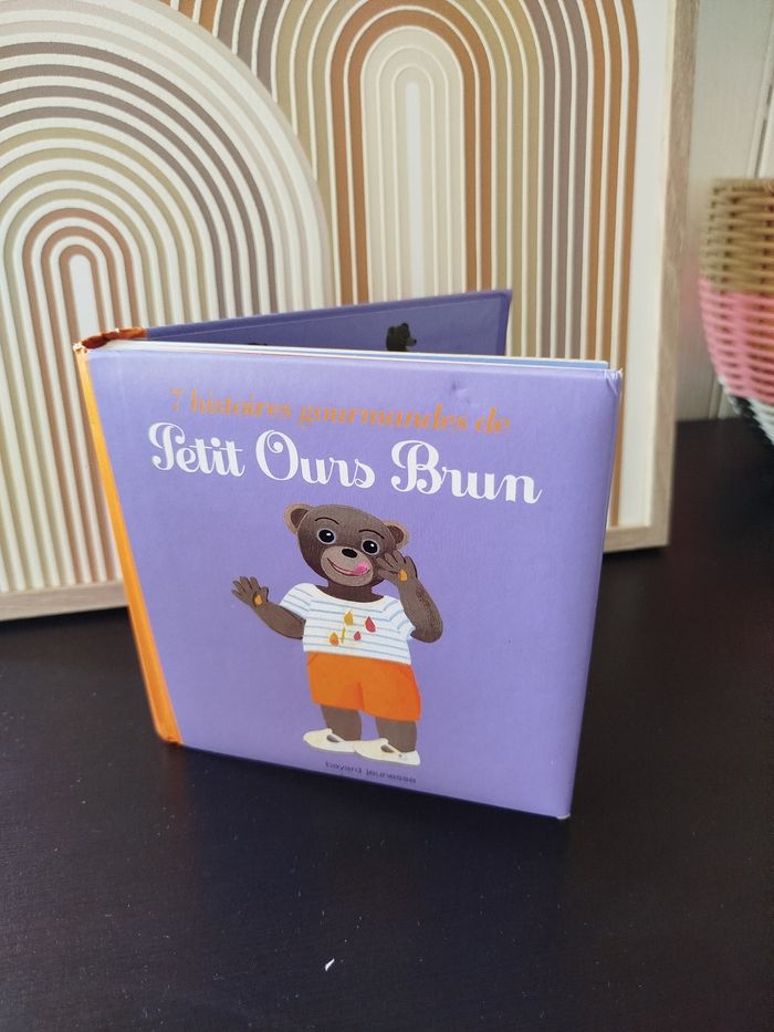 Bayard Jeunesse Livre 7 histoires de Petit Ours 🐻 brun
