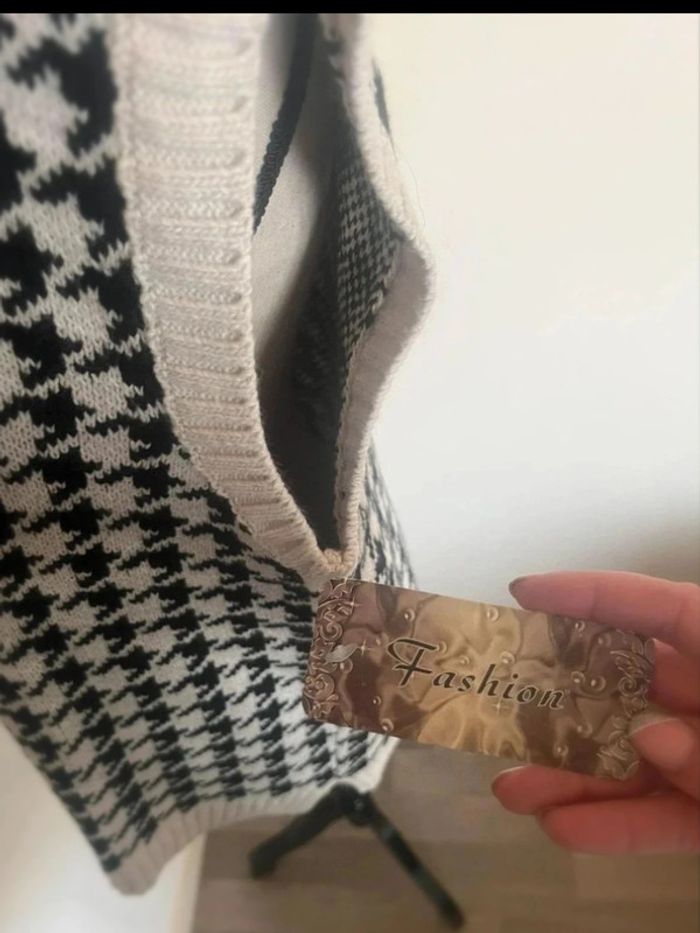 Super pull sans manche col en V made in Italy taille unique - photo numéro 3