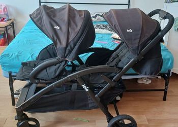 Poussette double Joie evalite Duo très bon état