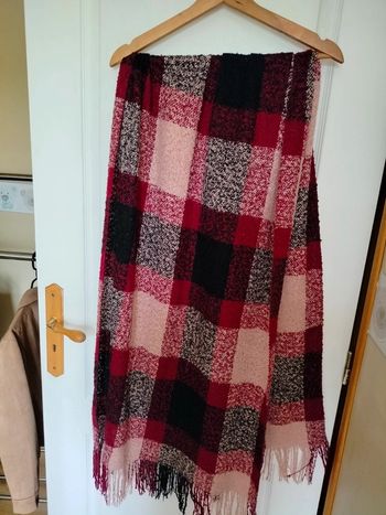 Écharpe à carreaux