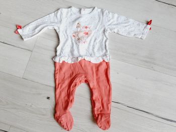 Vêtement bébé fille pyjama cygne rose et blanc Pat et Ripaton 6 mois