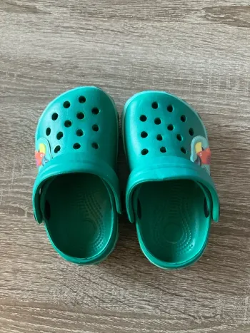 Sabot style croc’s