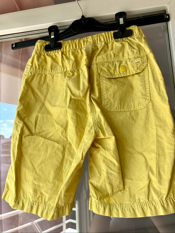Short jaune 🩳 pour enfant de 7 ans - photo numéro 4