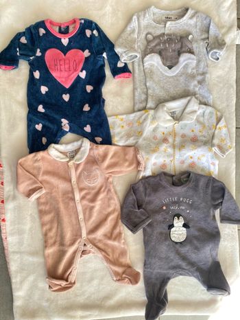Lot 5 pyjamas 1 mois