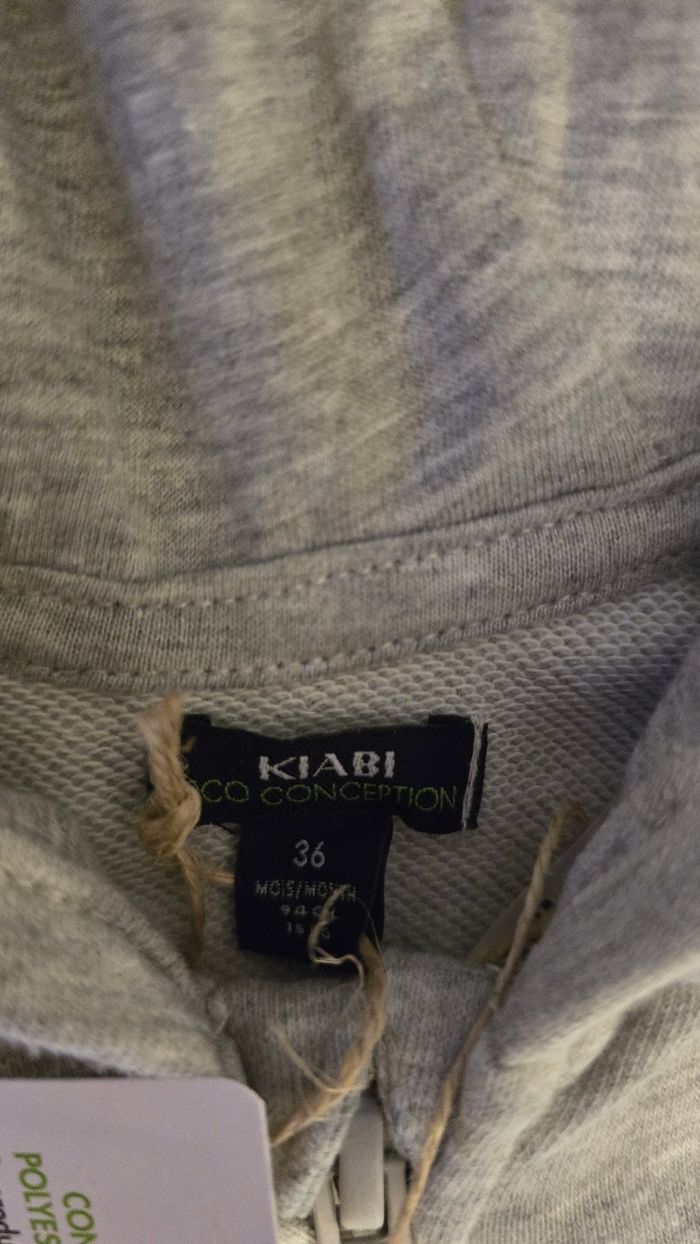 Neufs (non porté) 🏷😍🤩💙ensemble jogging 36mois  garçon 💙🤩😍 - photo numéro 2
