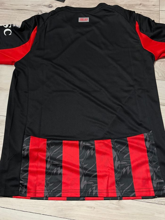 Maillot AC Milan M Neuf - photo numéro 8
