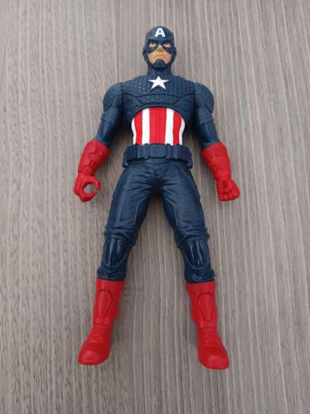 Figurine spiderman + captain america