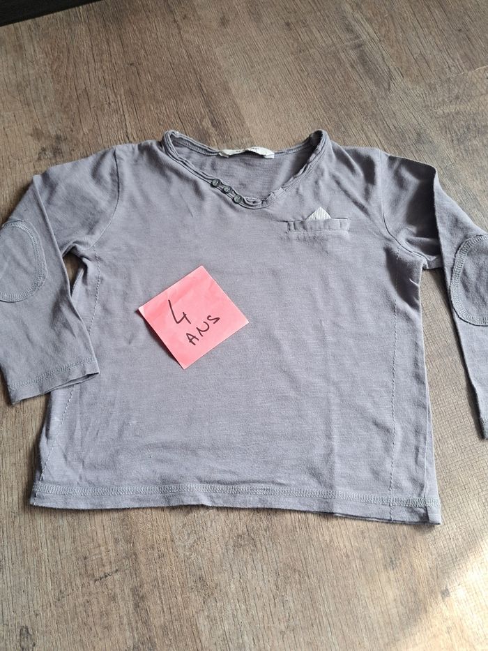 Tshirt manches longues 4 ans