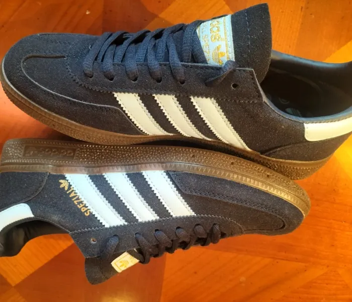 Baskets Adidas Spezial couleur bleu marine - photo numéro 5