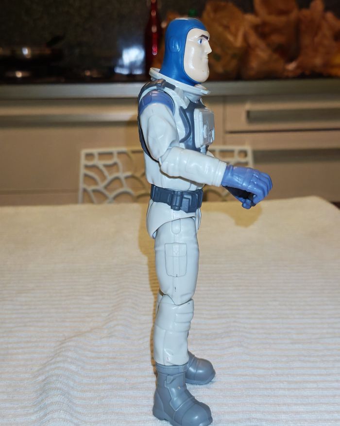 Figurine articulée buzz l'éclair - photo numéro 4