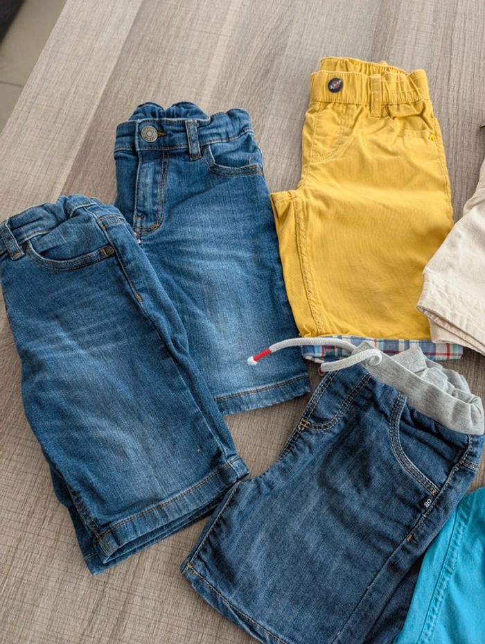 Lot de short 3 ans Sergent Major et Okaïdi - photo numéro 2
