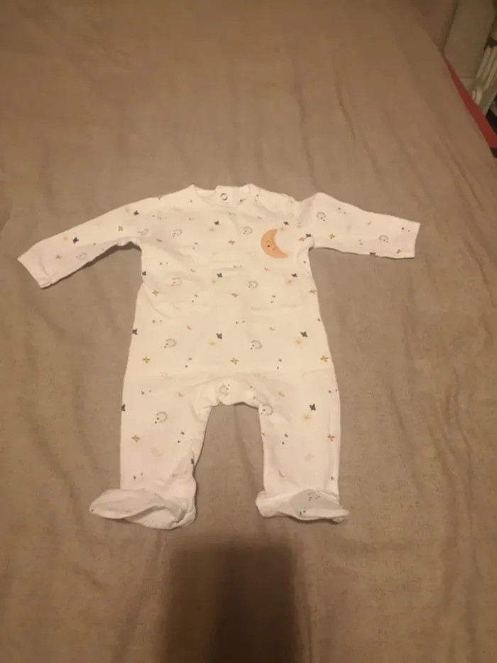 Pyjama blanc bébé