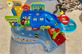 Circuit garage tut tut