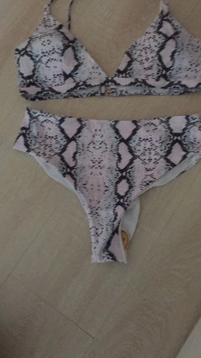 Maillot de bains 2 pièces bikini neuf - photo numéro 3