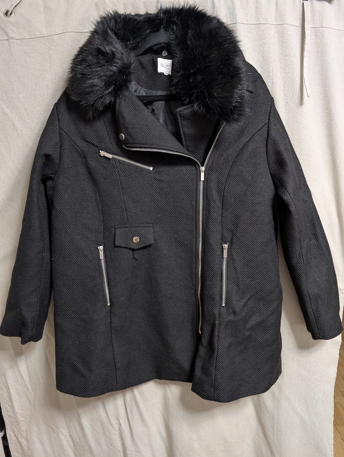 Manteau modavista état neuf