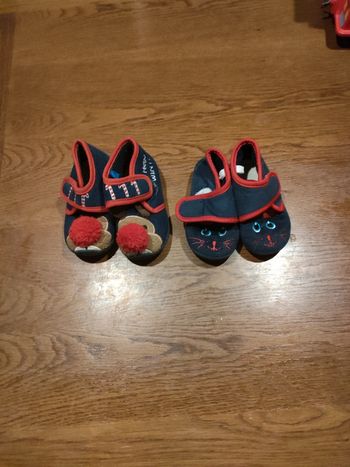 Lot Pantoufles taille 21
