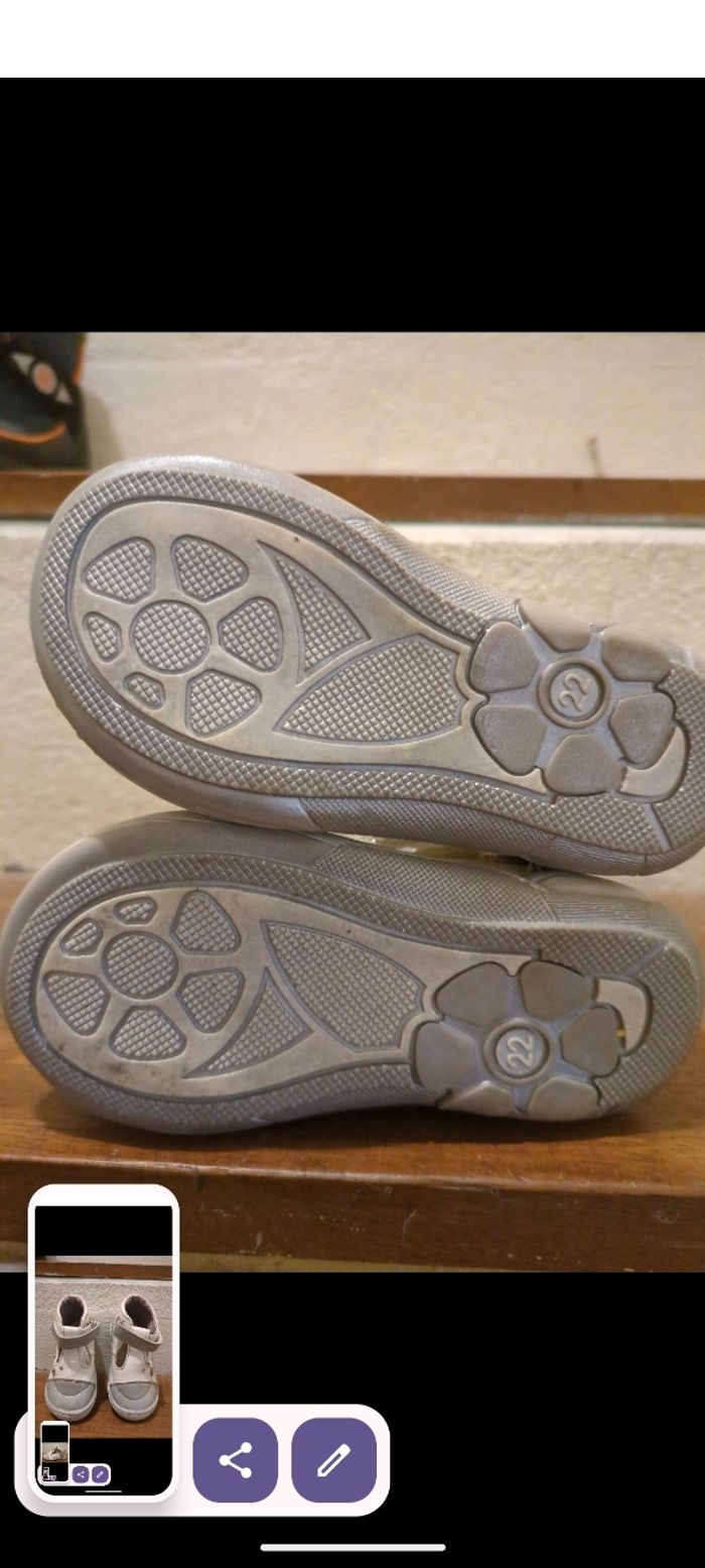 Vend chaussures 22 - photo numéro 3