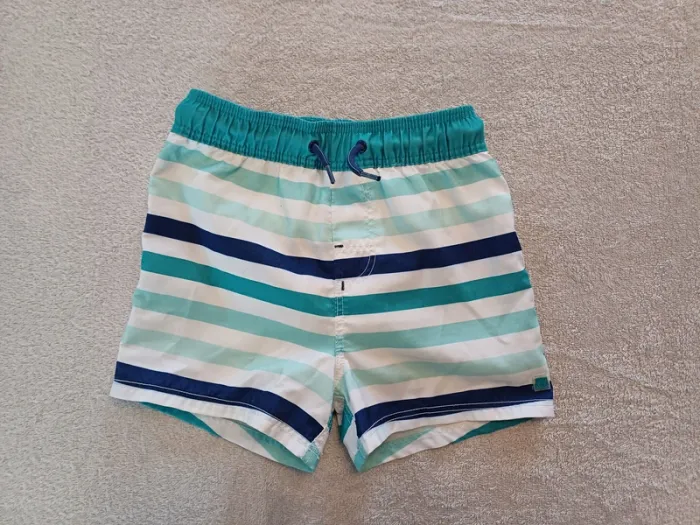 Short de bain Obaïbi 3 ans (réf perso V62)(familleac72)