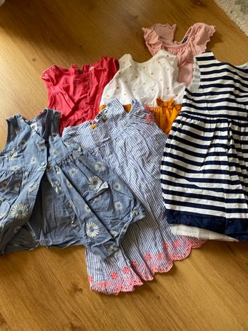 Lot robes 9 mois